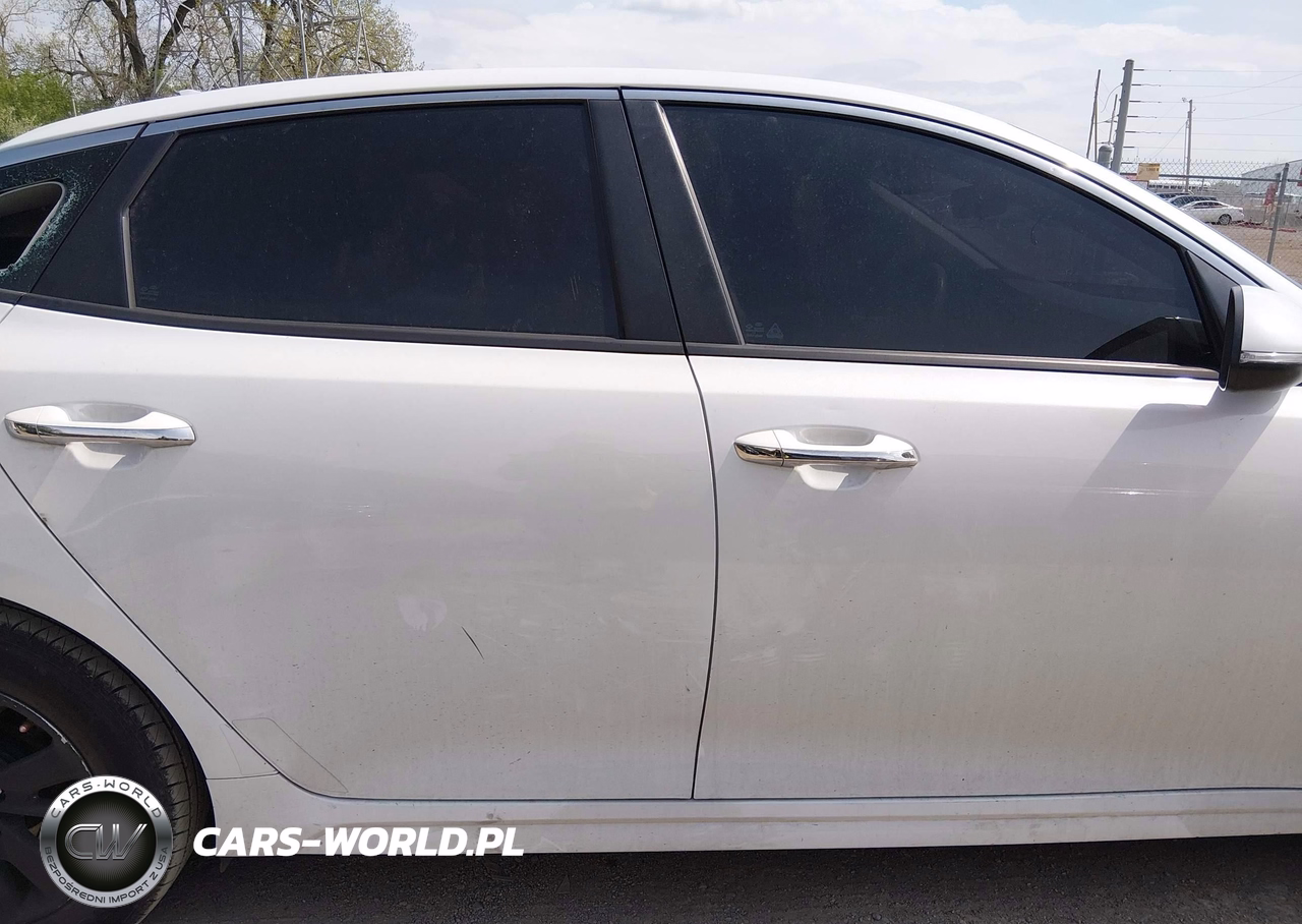2019 Kia Optima Lx VIN:5XXGT4L30KG280104 - 13