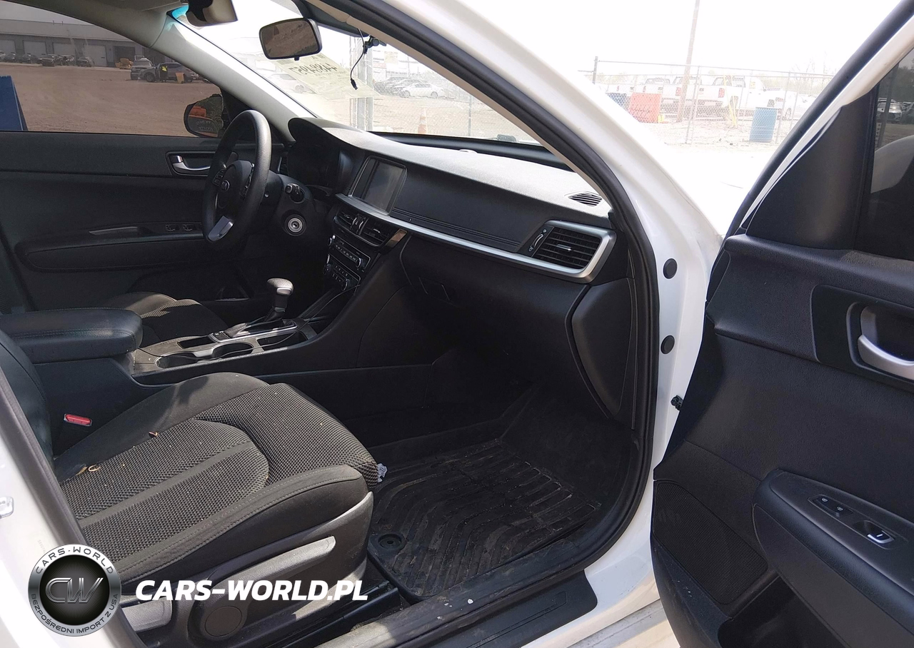 2019 Kia Optima Lx VIN:5XXGT4L30KG280104 - 5