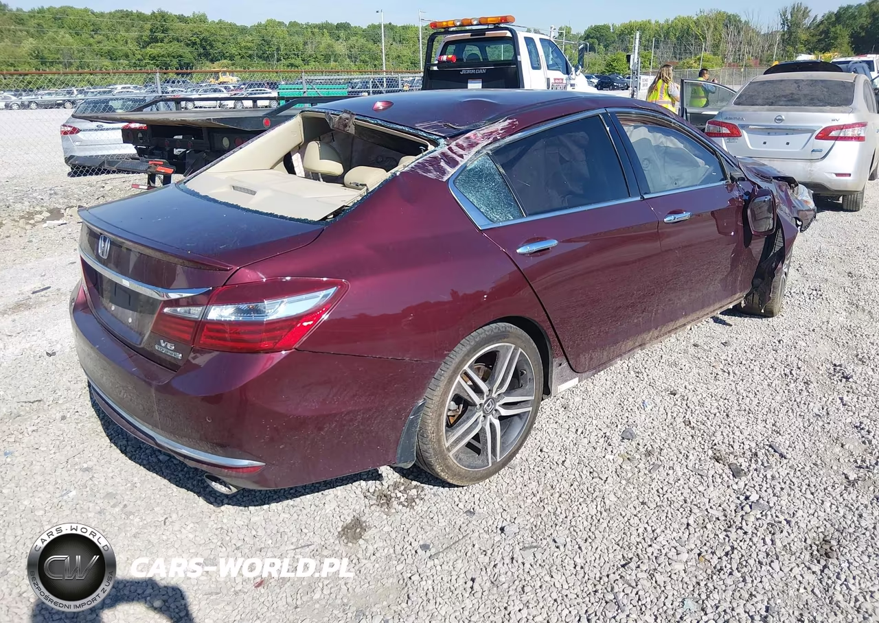 2017 Honda Accord Touring V6 VIN:1HGCR3F96HA023199 - 4
