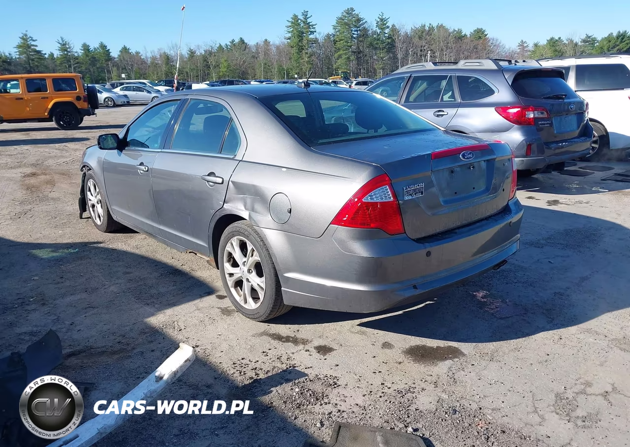 2012 Ford Fusion Se VIN:3FAHP0HA8CR134227 - 3