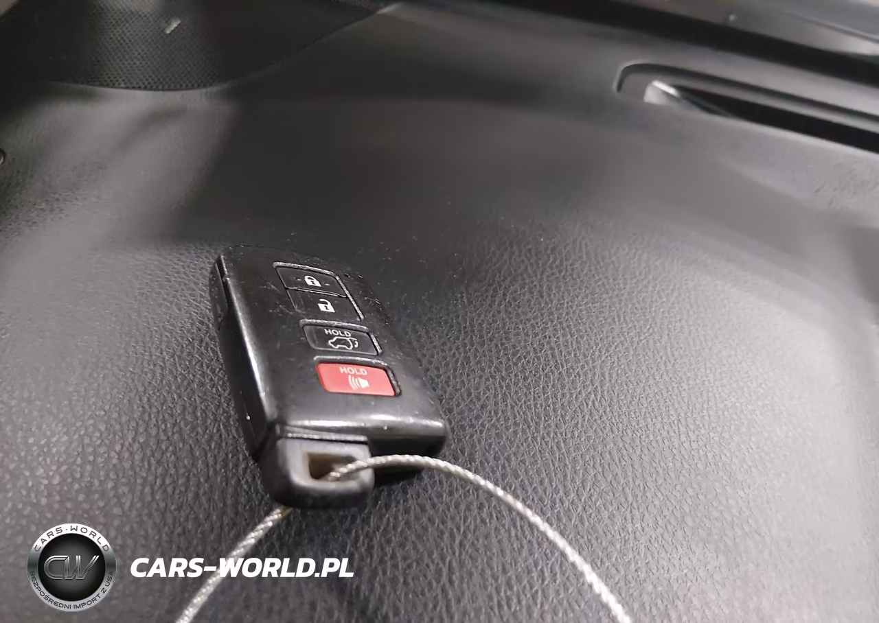 2017 Toyota Highlander Limited VIN:5TDDZRFH8HS428187 - 11