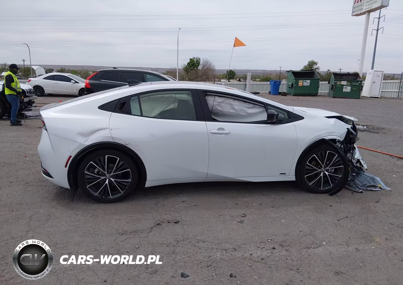 2024 Toyota Prius Limited Awd-E VIN:JTDADABU8R3024198 - 12