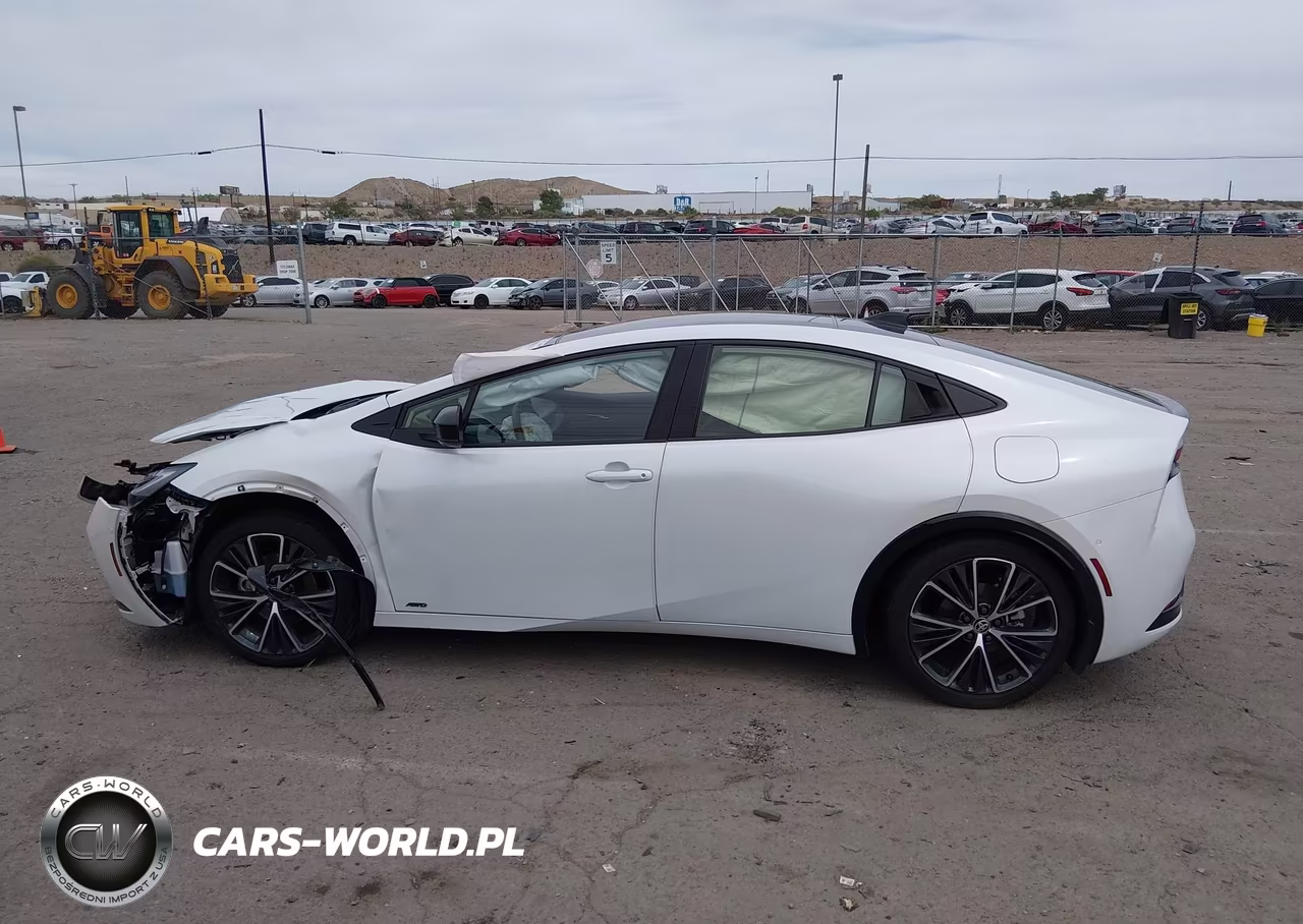 2024 Toyota Prius Limited Awd-E VIN:JTDADABU8R3024198 - 13