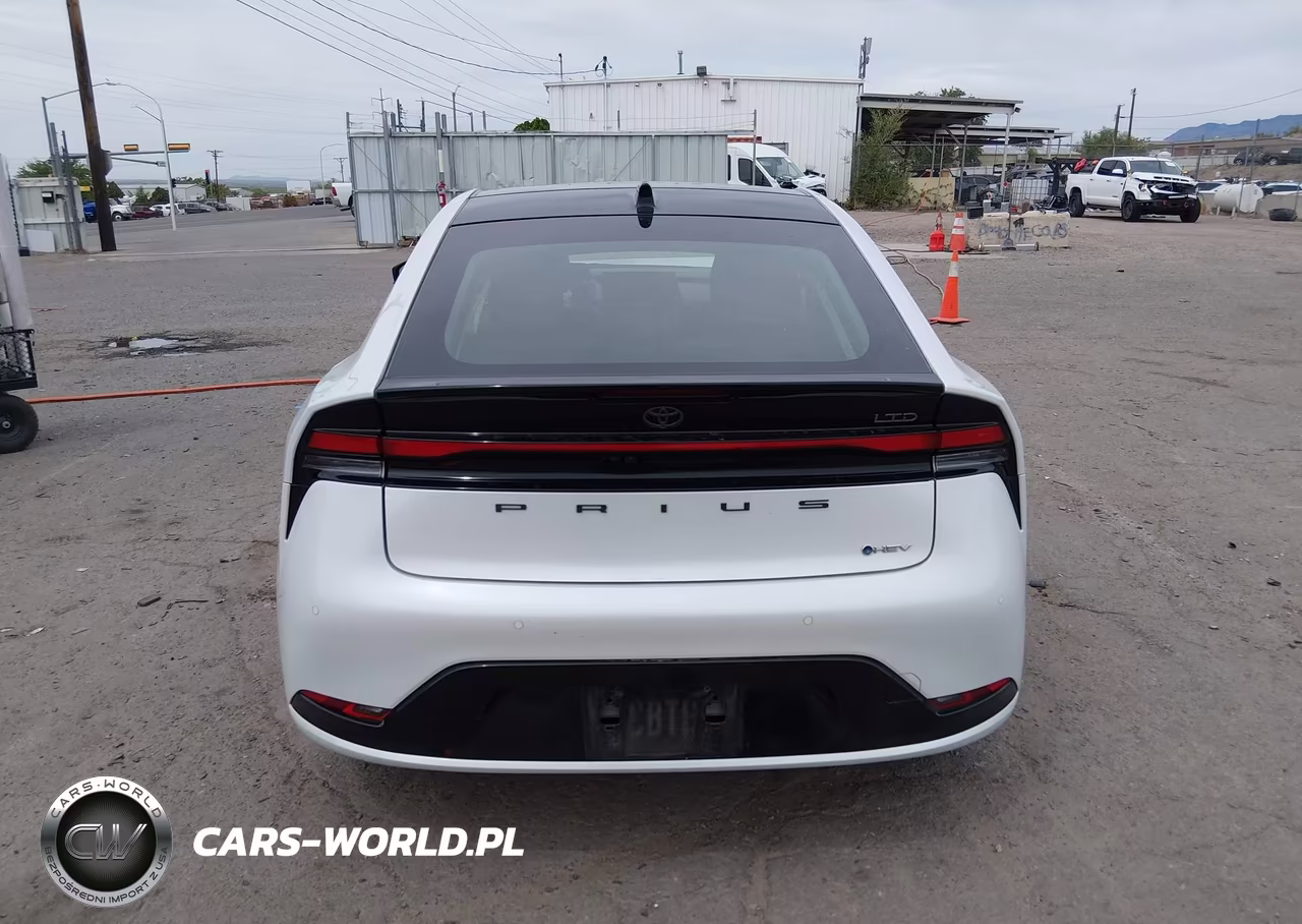 2024 Toyota Prius Limited Awd-E VIN:JTDADABU8R3024198 - 15