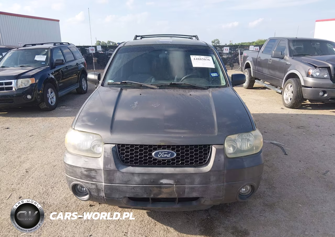2005 Ford Escape Xlt VIN:1FMCU03195DA07241 - 12