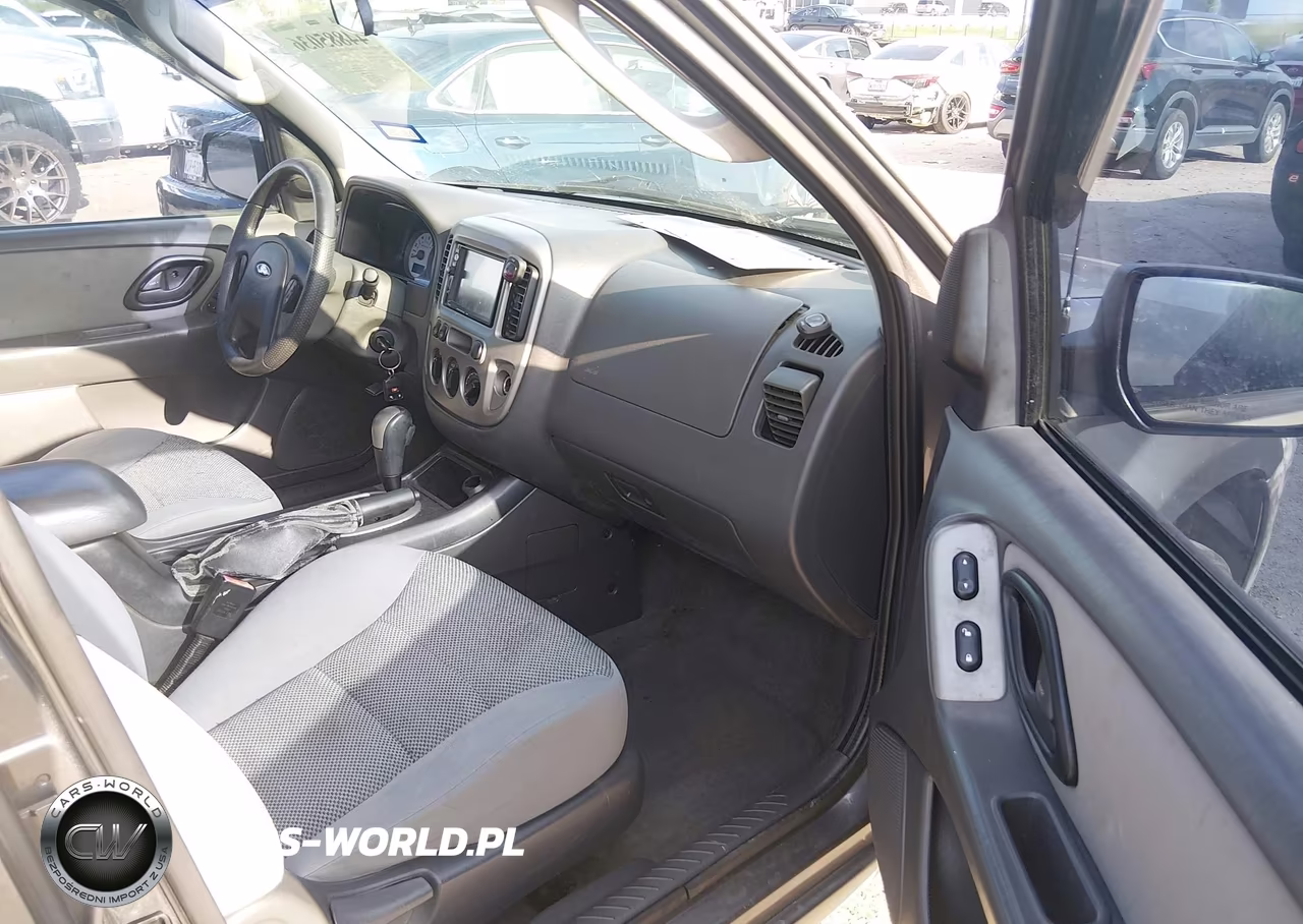 2005 Ford Escape Xlt VIN:1FMCU03195DA07241 - 5