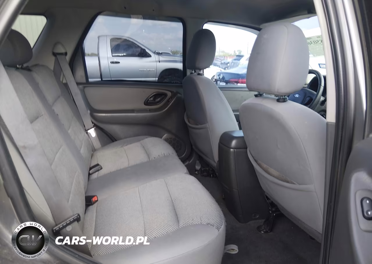 2005 Ford Escape Xlt VIN:1FMCU03195DA07241 - 8