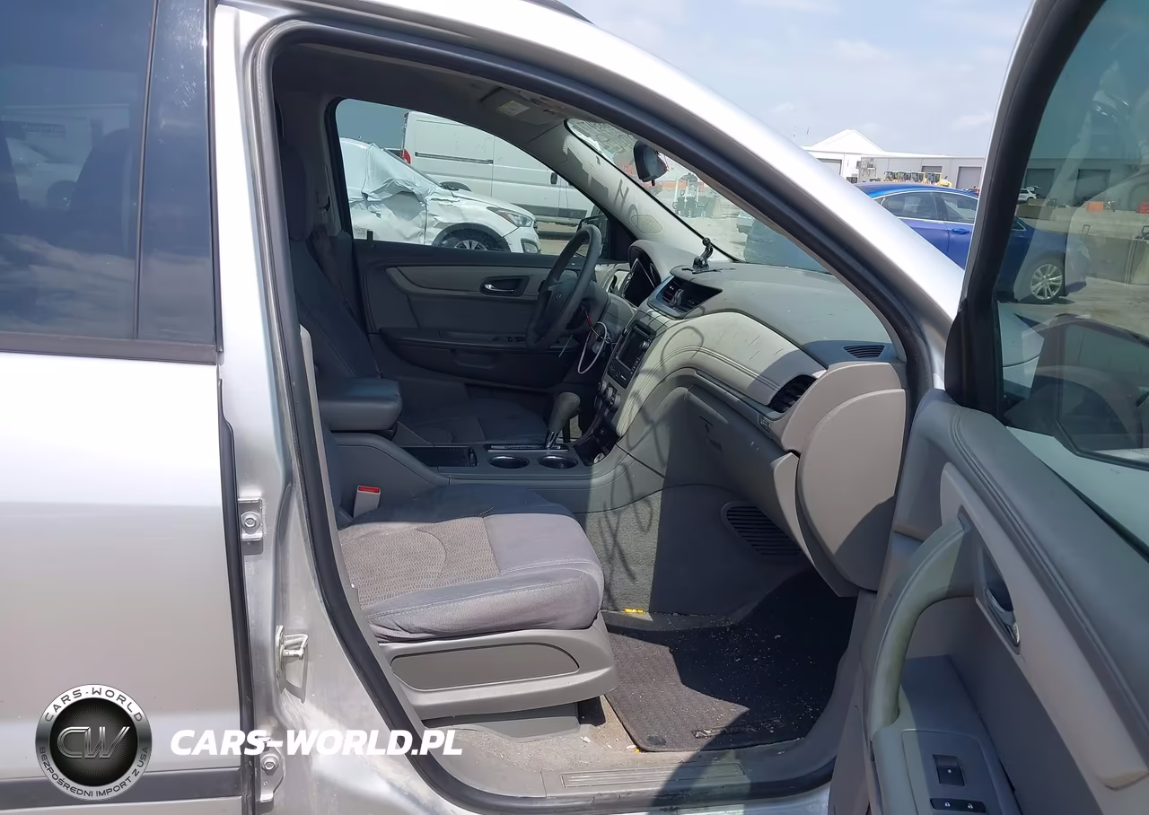 2014 Chevrolet Traverse Ls VIN:1GNKRFEDXEJ235625 - 5