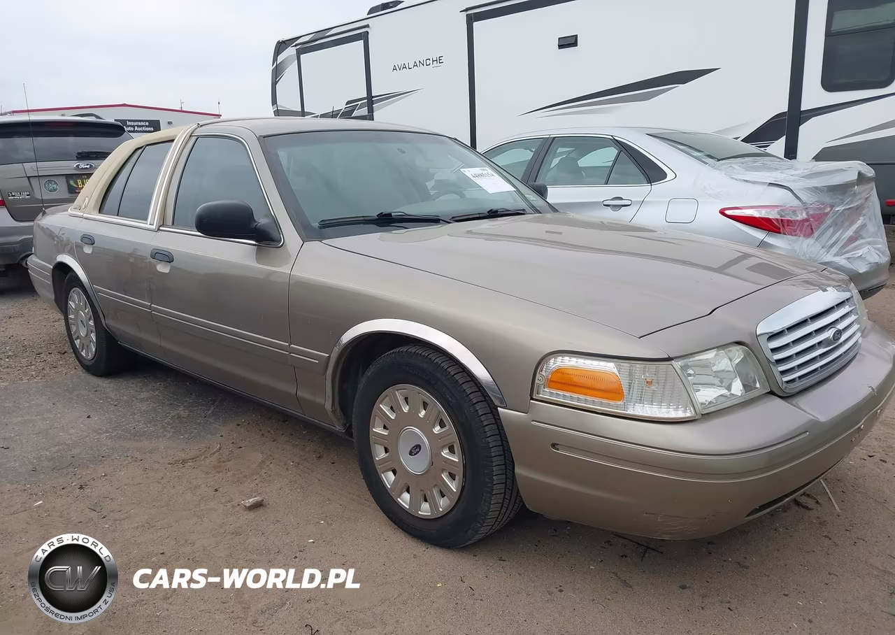2005 Ford Crown Victoria Standard