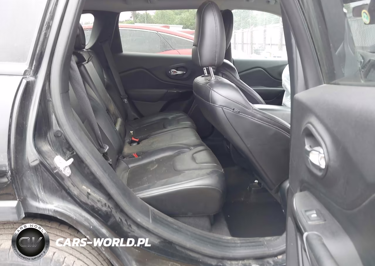 2020 Jeep Cherokee Altitude Fwd VIN:1C4PJLLB9LD573812 - 8