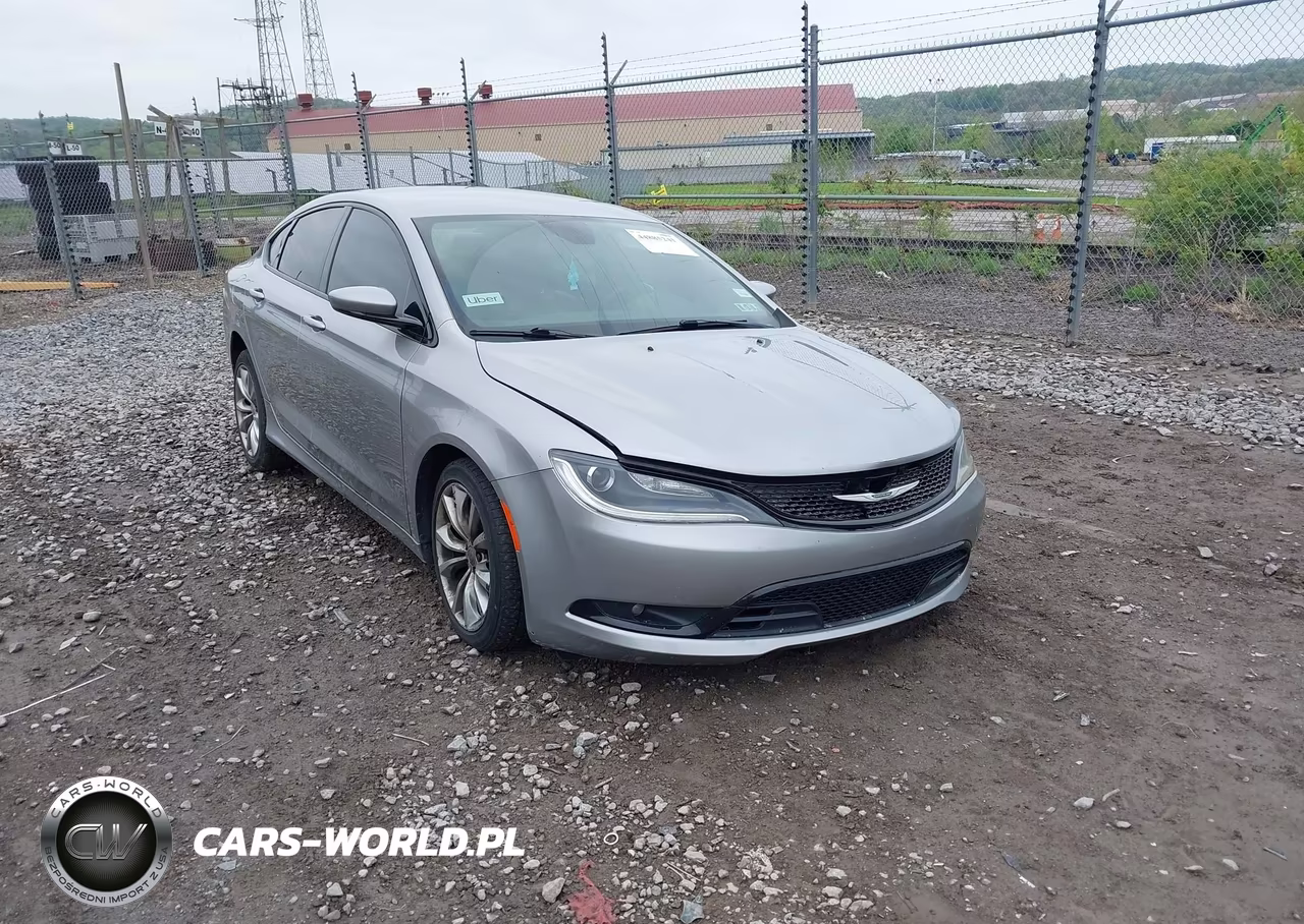 2015 Chrysler 200 S