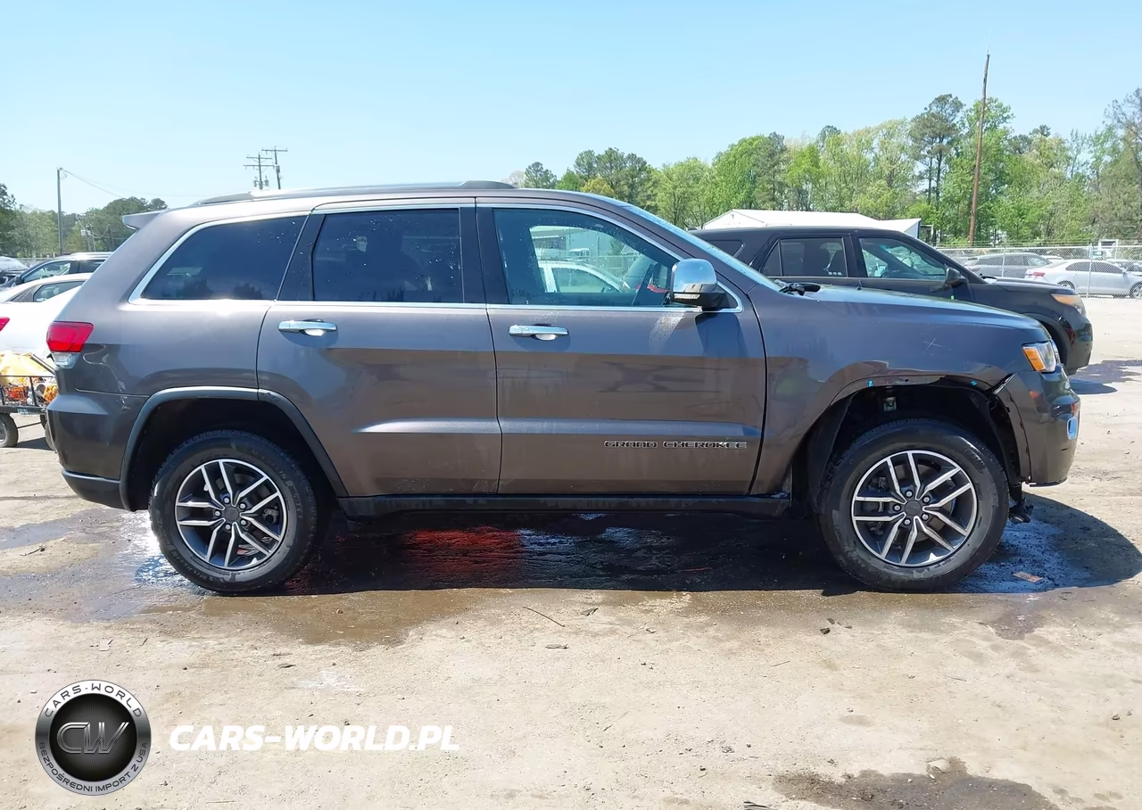 2021 Jeep Grand Cherokee Limited 4X4 VIN:1C4RJFBG8MC839660 - 13
