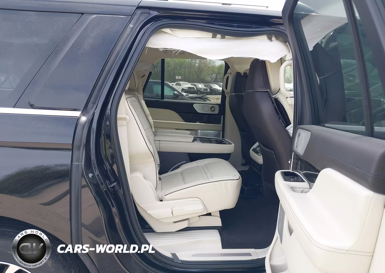 2021 Lincoln Navigator Black Label L VIN:5LMJJ3TTXMEL06097 - 8