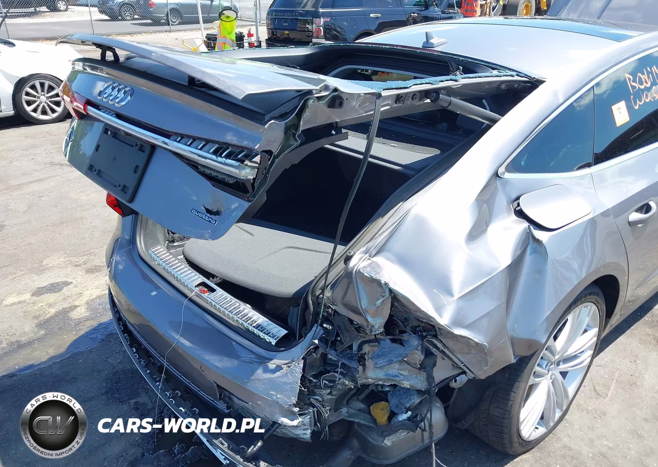 2019 Audi A7 55 Premium VIN:WAUS2AF22KN027365 - 6