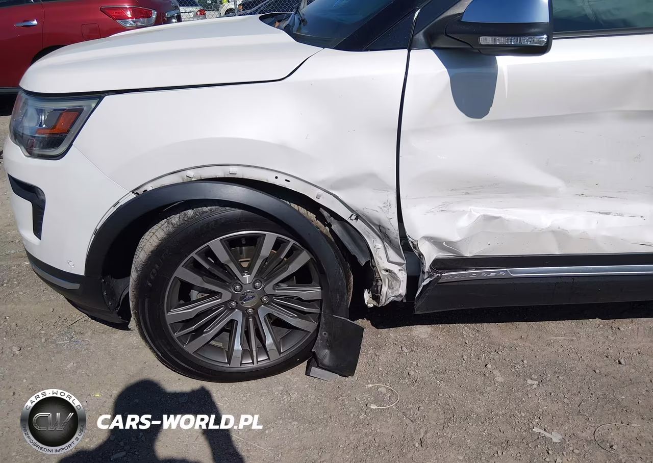 2019 Ford Explorer Platinum VIN:1FM5K8HT1KGA49288 - 6