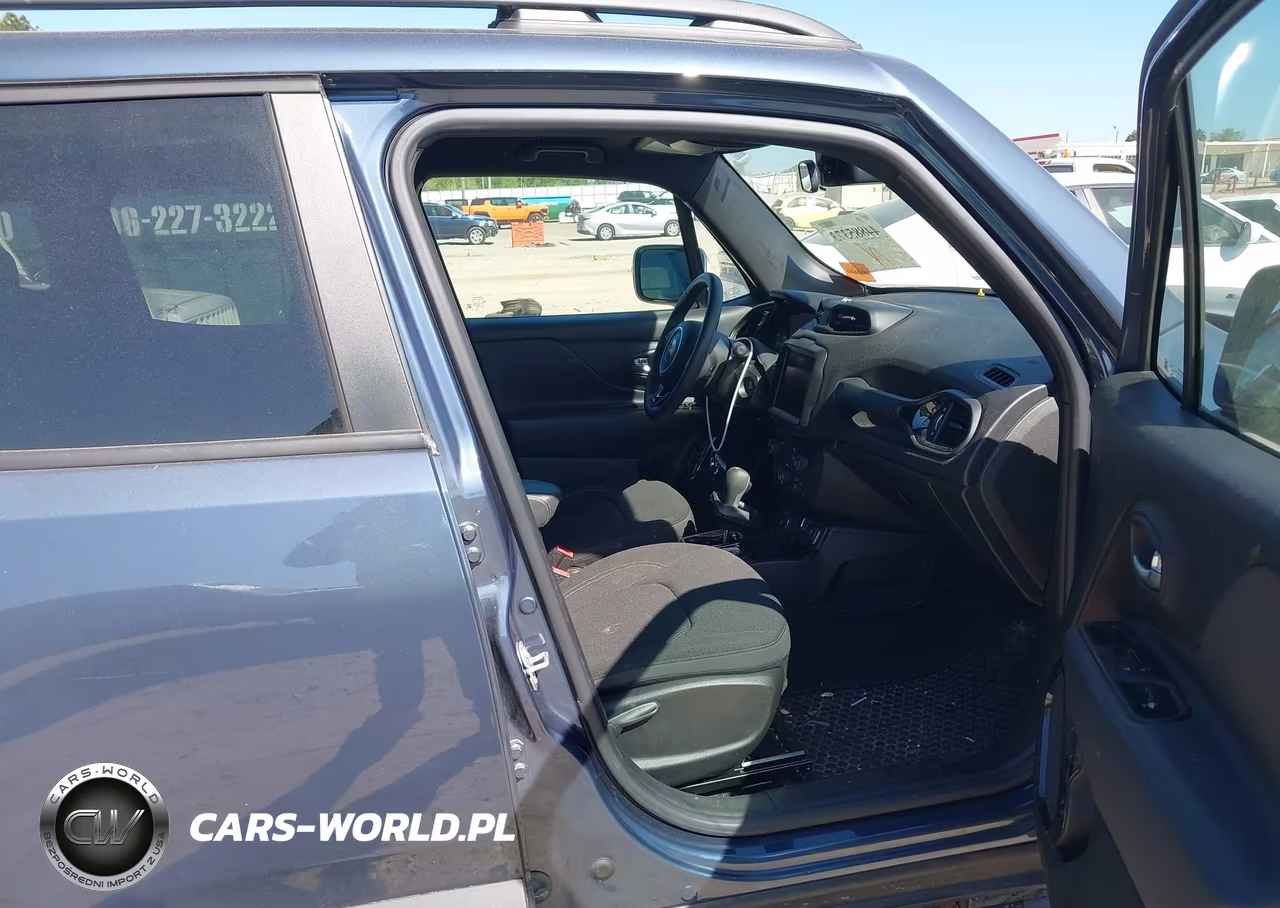 2022 Jeep Renegade Altitude 4X4 VIN:ZACNJDE19NPN78396 - 5