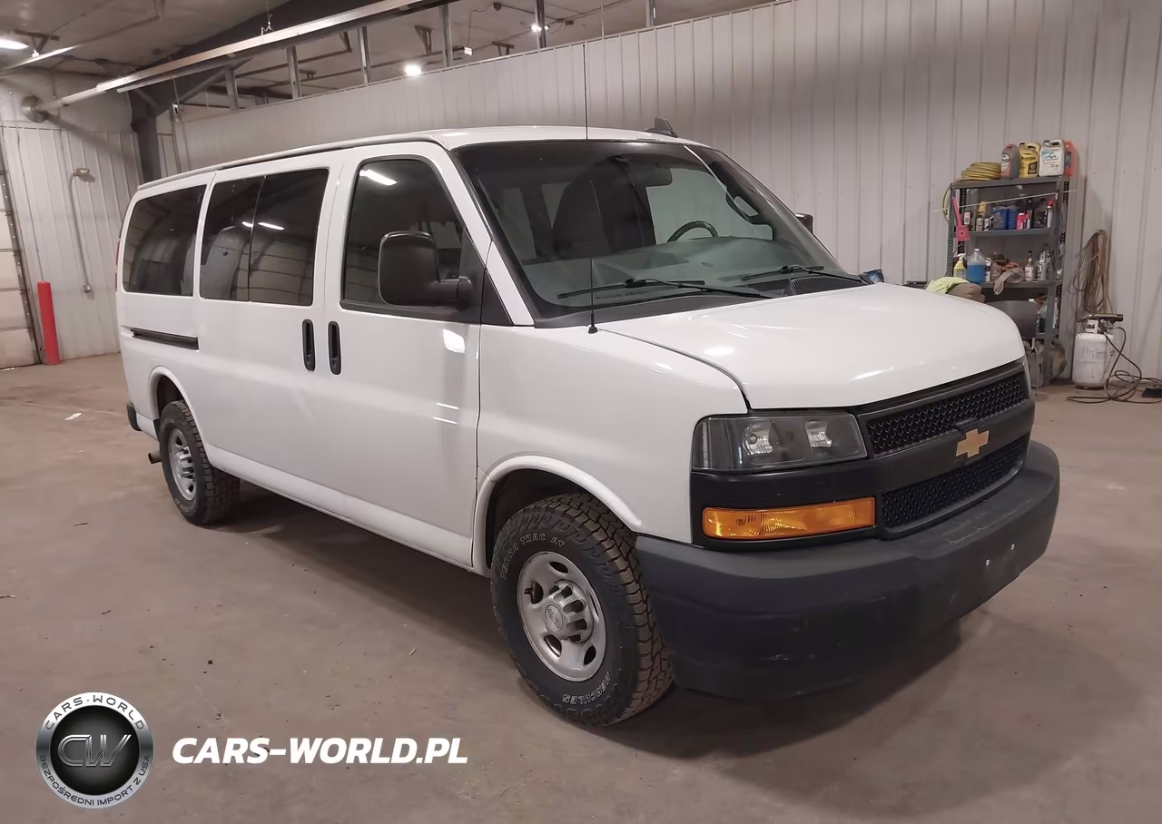 2018 Chevrolet Express 2500 Ls