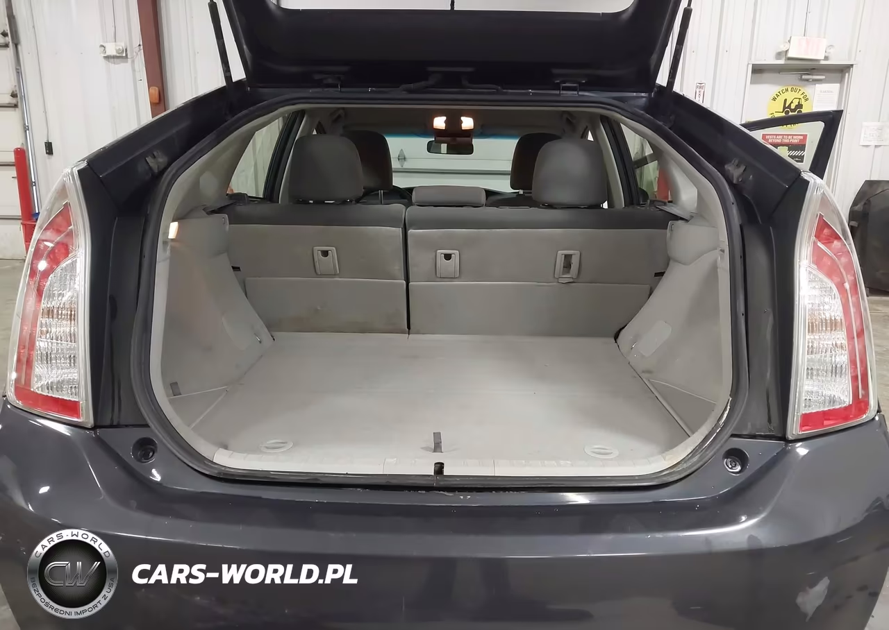 2012 Toyota Prius Three VIN:JTDKN3DU7C5495152 - 17