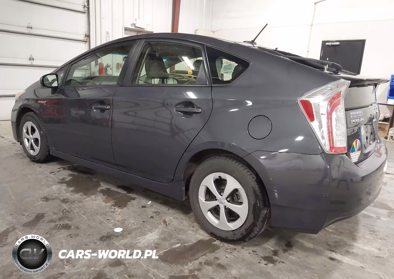 2012 Toyota Prius Three VIN:JTDKN3DU7C5495152 - 3