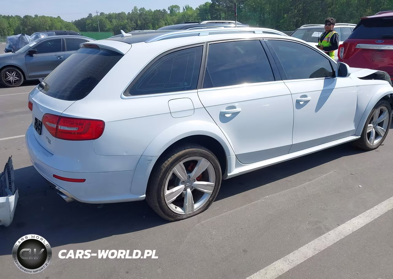 2013 Audi Allroad 2.0T Premium Plus VIN:WA1UFAFL1DA179828 - 4