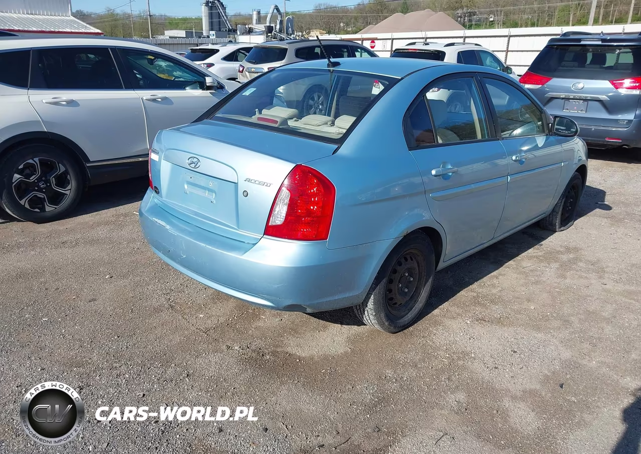 2009 Hyundai Accent Gls VIN:KMHCN46C19U299684 - 4