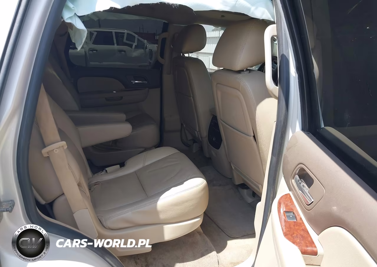 2012 Chevrolet Tahoe Ltz VIN:1GNSCCE06CR247105 - 8