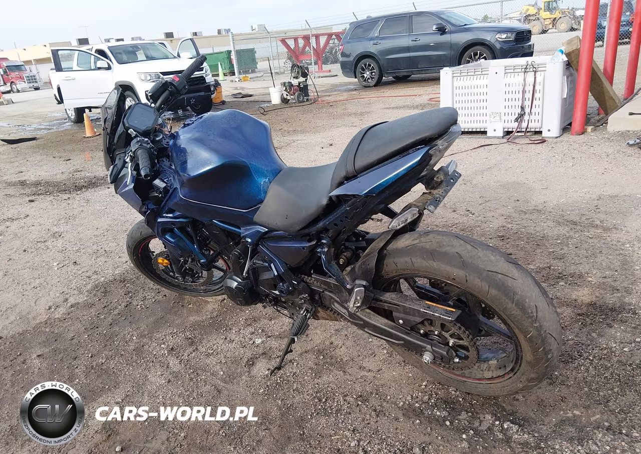 2025 Kawasaki Er650 P VIN:ML5EREP1XSDAD8749 - 3