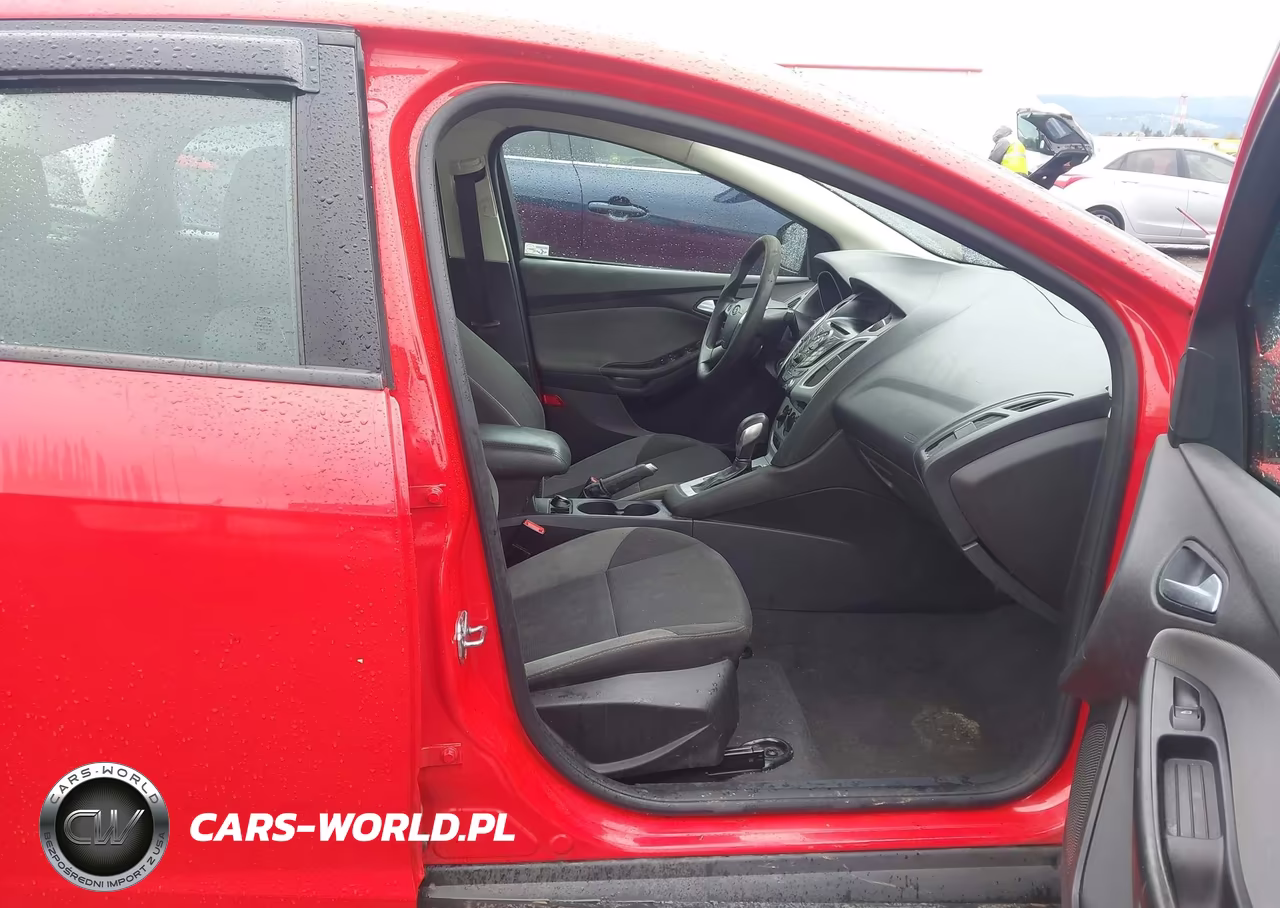 2013 Ford Focus Se VIN:1FADP3F28DL252189 - 5