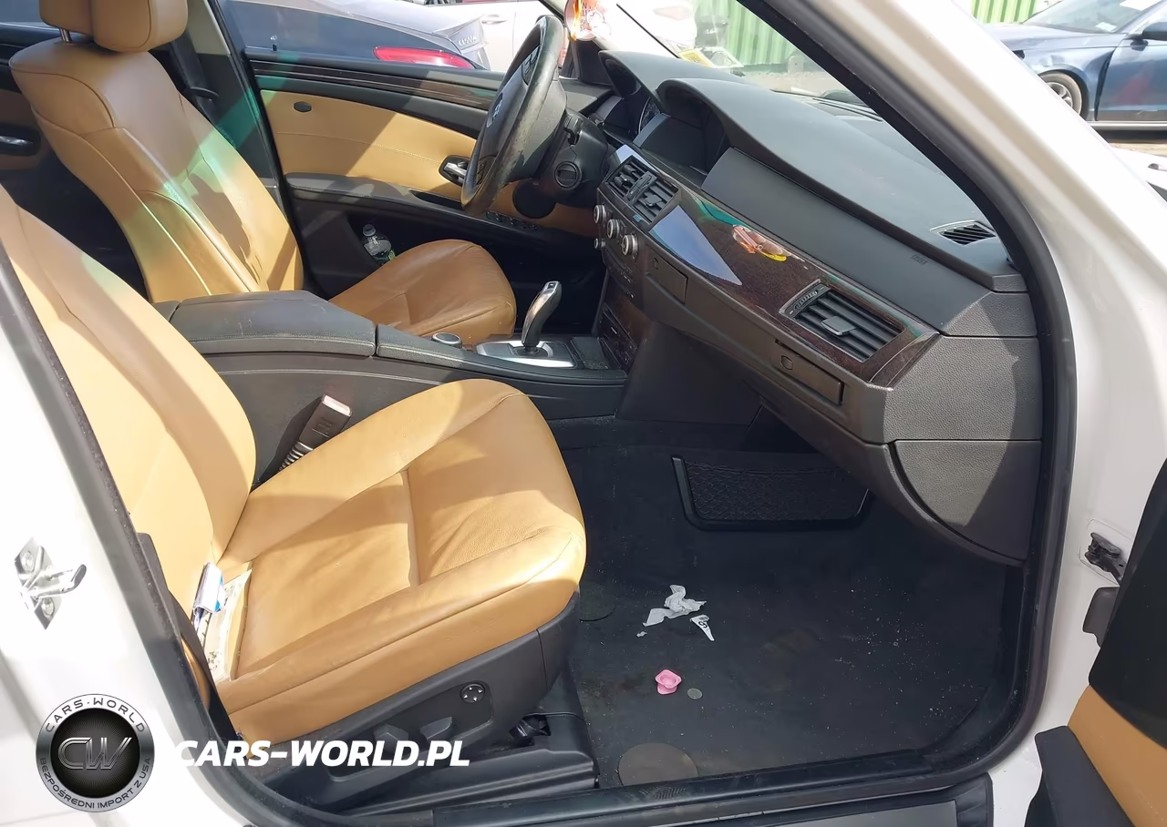 2008 BMW 528Xi VIN:WBANV13558C150682 - 5