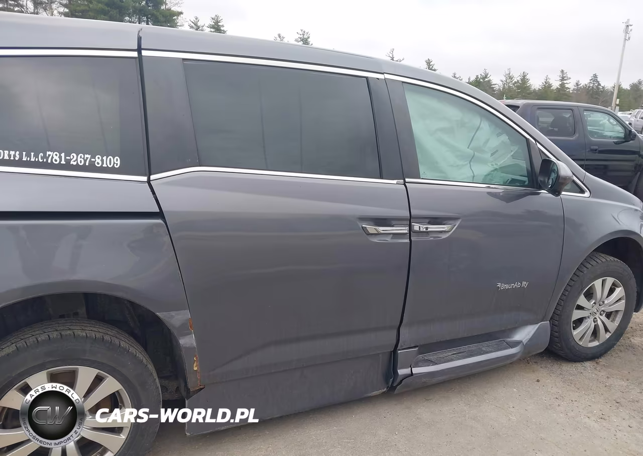 2016 Honda Odyssey Se VIN:5FNRL5H35GB131978 - 6