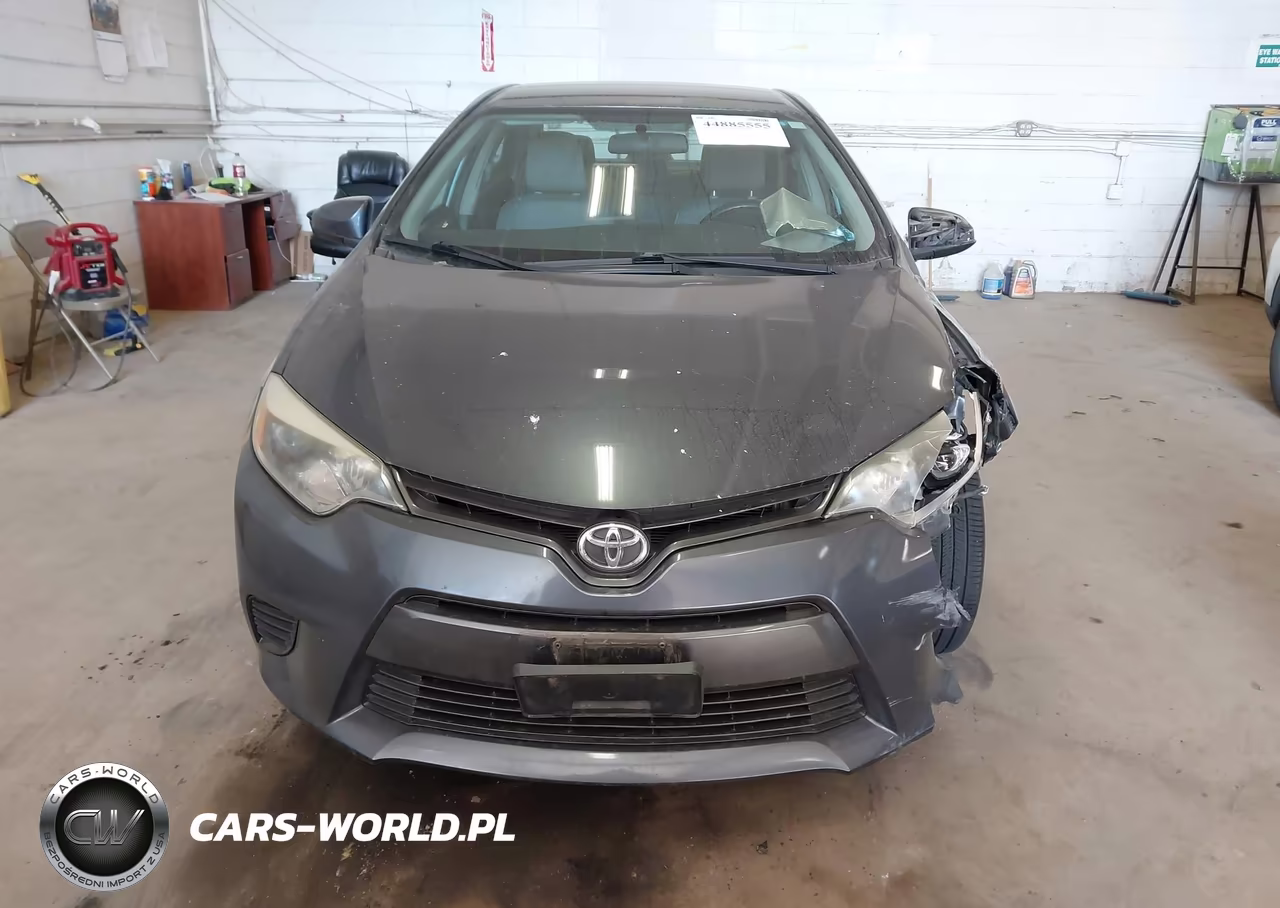 2015 Toyota Corolla Le VIN:5YFBURHE4FP301354 - 12