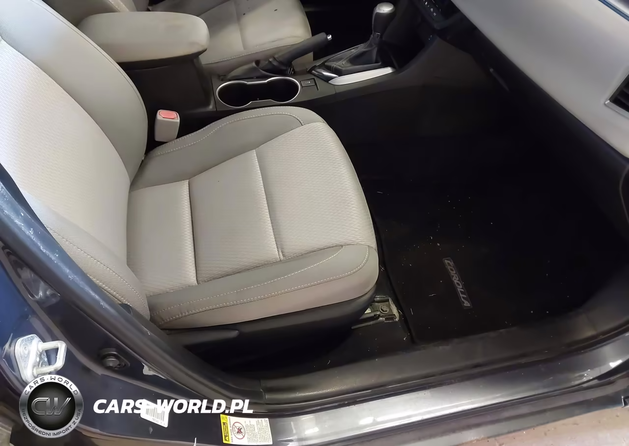 2015 Toyota Corolla Le VIN:5YFBURHE4FP301354 - 5