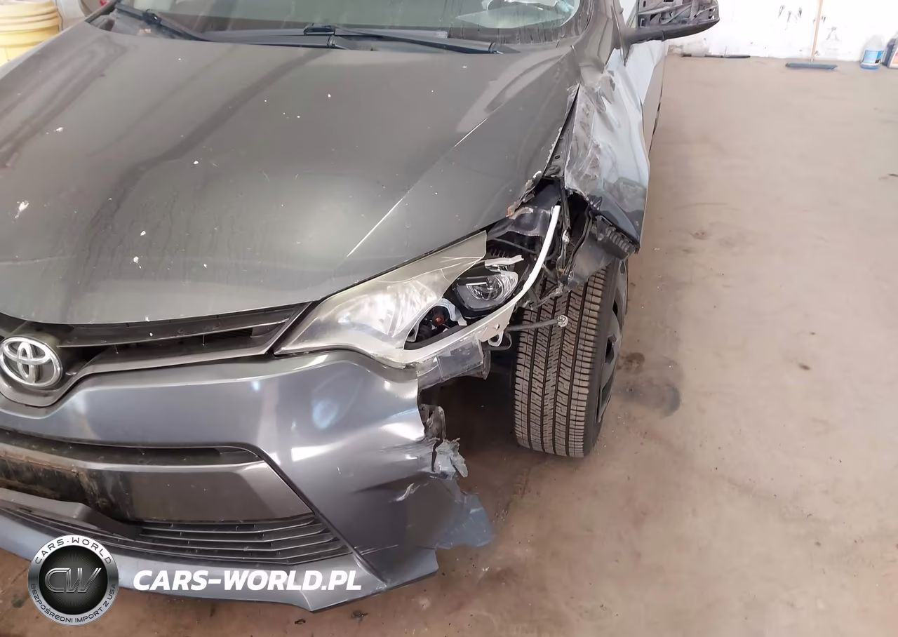 2015 Toyota Corolla Le VIN:5YFBURHE4FP301354 - 6