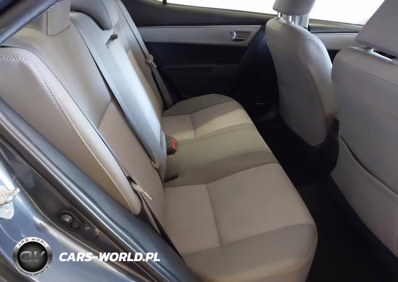 2015 Toyota Corolla Le VIN:5YFBURHE4FP301354 - 8