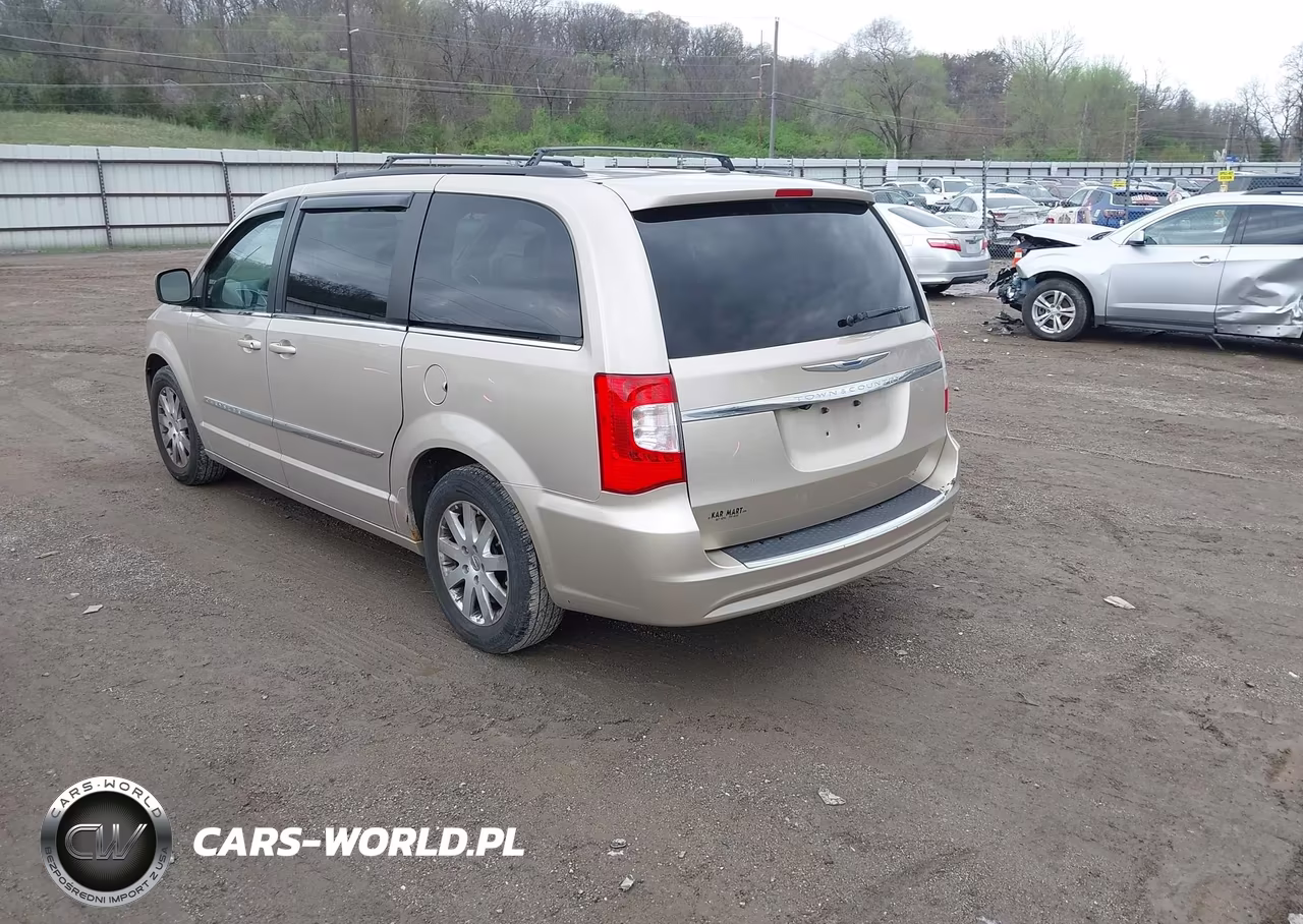 2013 Chrysler Town & Country Touring VIN:2C4RC1BGXDR563938 - 3