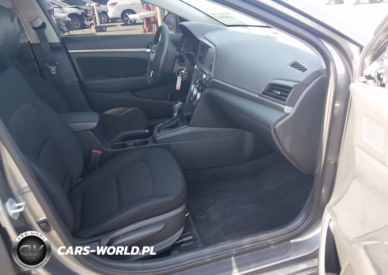 2019 Hyundai Elantra Sel VIN:5NPD84LF1KH415304 - 5