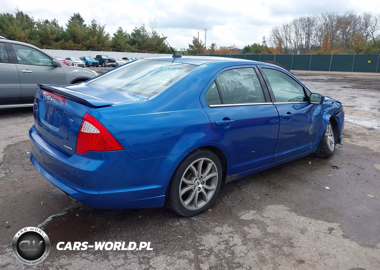 2012 Ford Fusion Se VIN:3FAHP0HG7CR136149 - 4