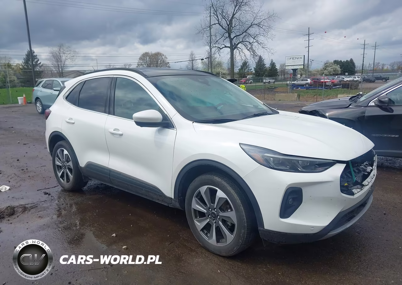 2024 Ford Escape Platinum
