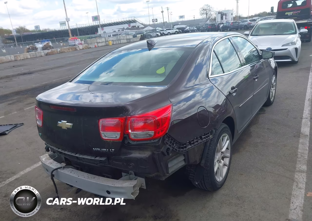 2015 Chevrolet Malibu 1Lt VIN:1G11C5SL6FF270915 - 4