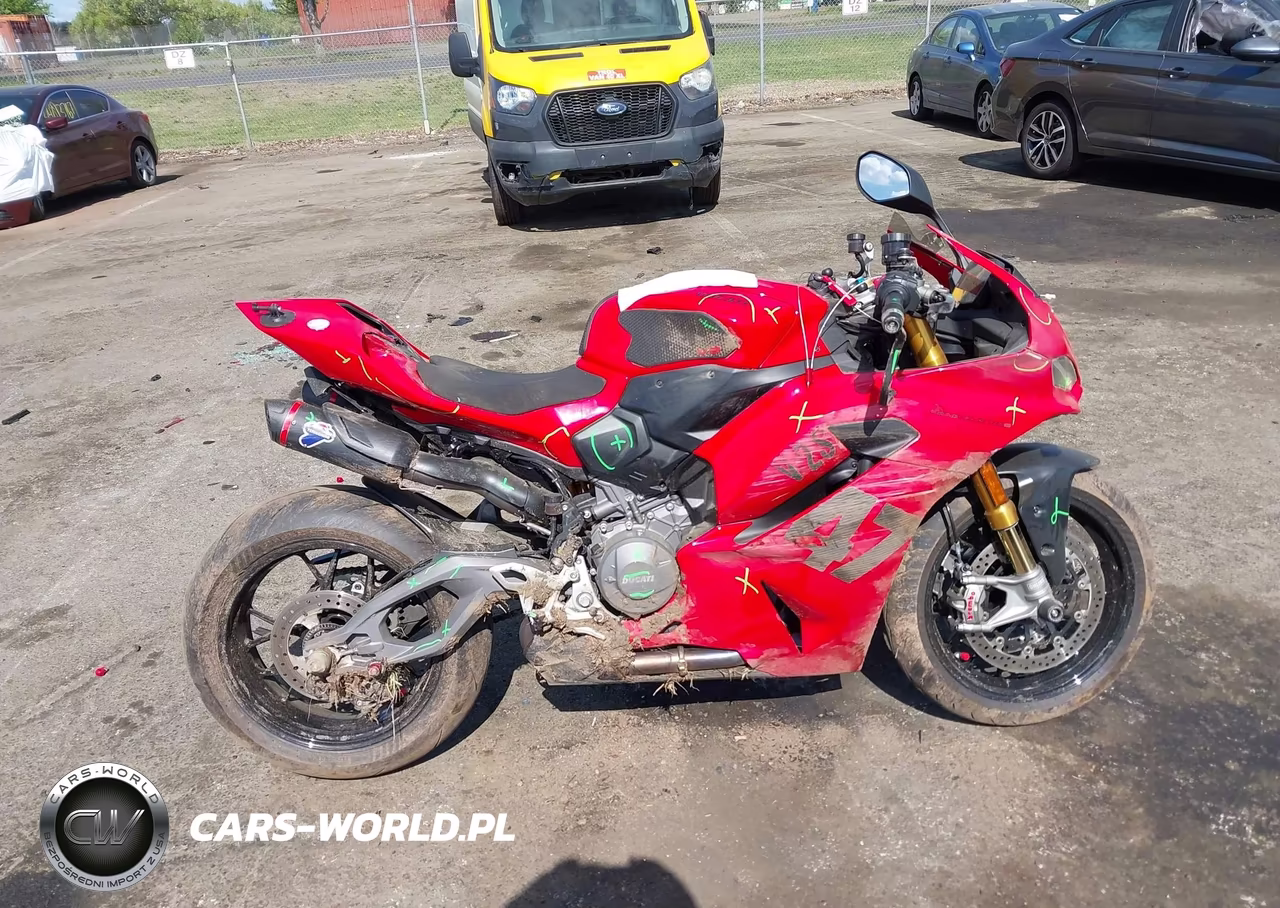 2025 Ducati Panigale V2-V2 S VIN:ZDMHAU8T5SB000643 - 13