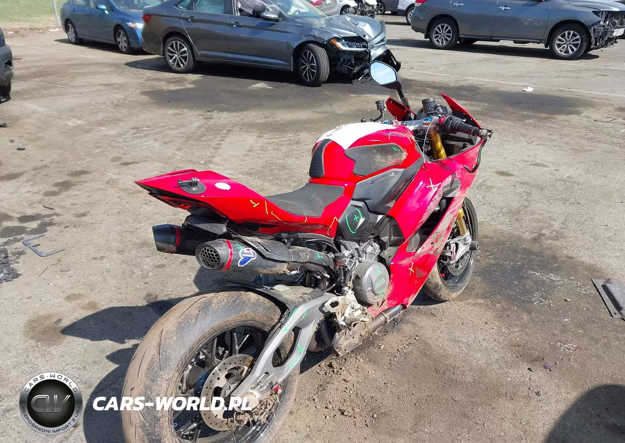 2025 Ducati Panigale V2-V2 S VIN:ZDMHAU8T5SB000643 - 3