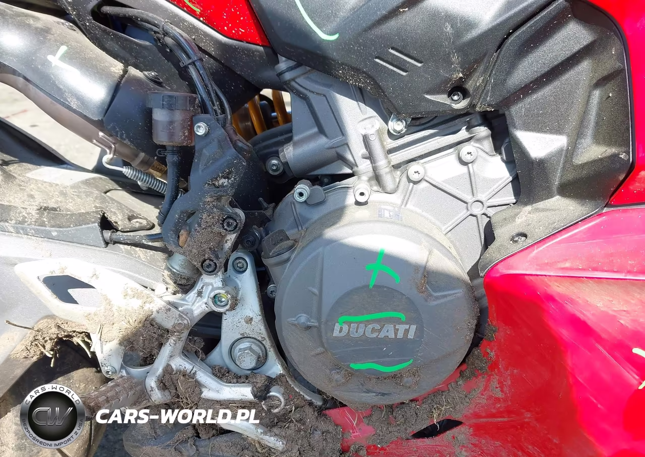 2025 Ducati Panigale V2-V2 S VIN:ZDMHAU8T5SB000643 - 9