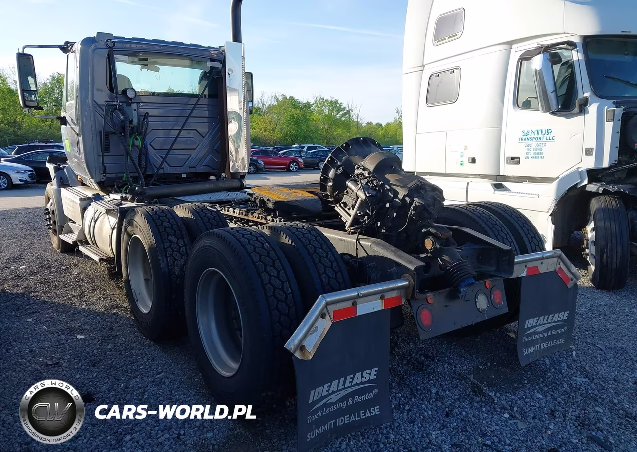 2017 International Prostar+ VIN:3HCDJAPRXHL752637 - 3
