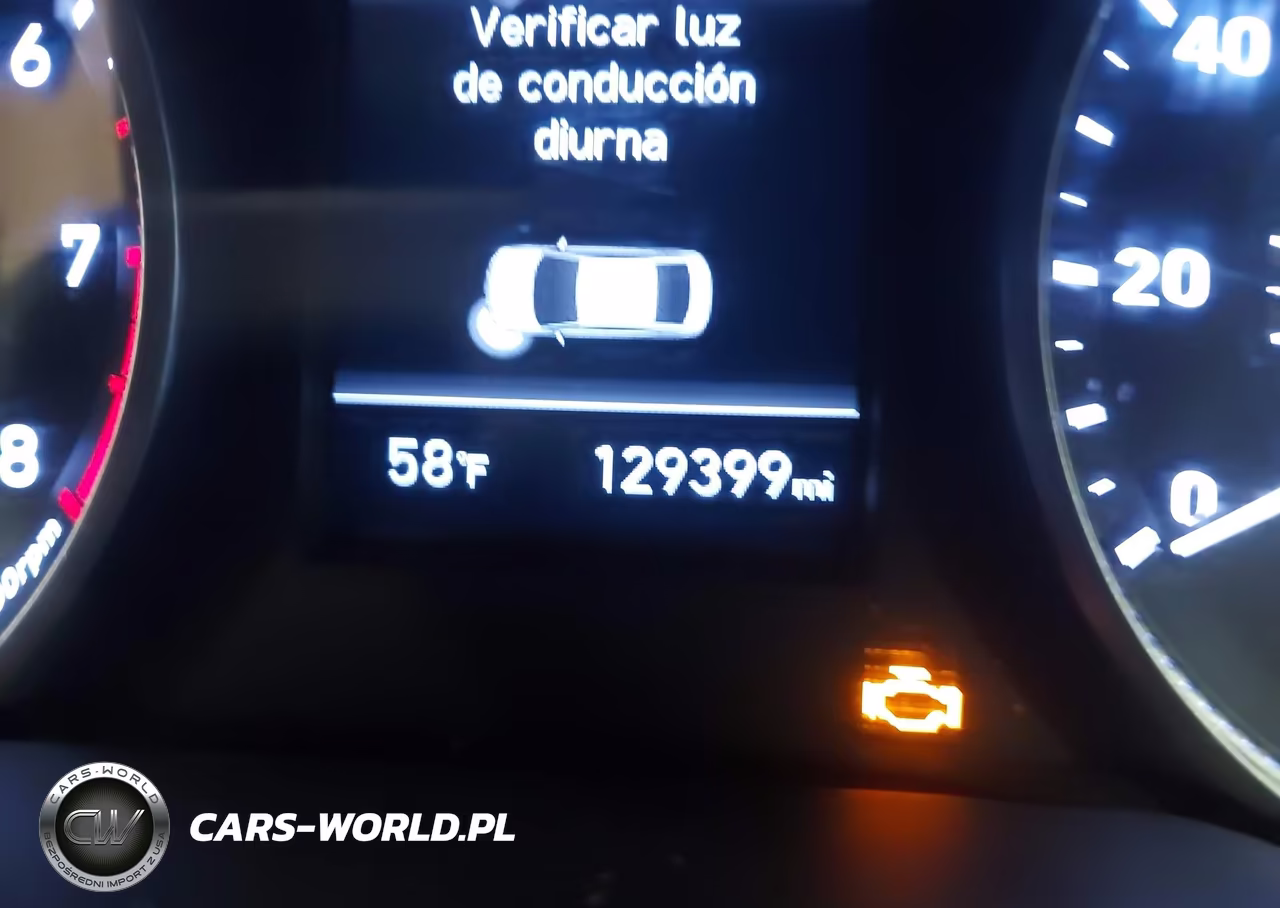 2020 Hyundai Elantra Sel VIN:5NPD84LF8LH511626 - 16