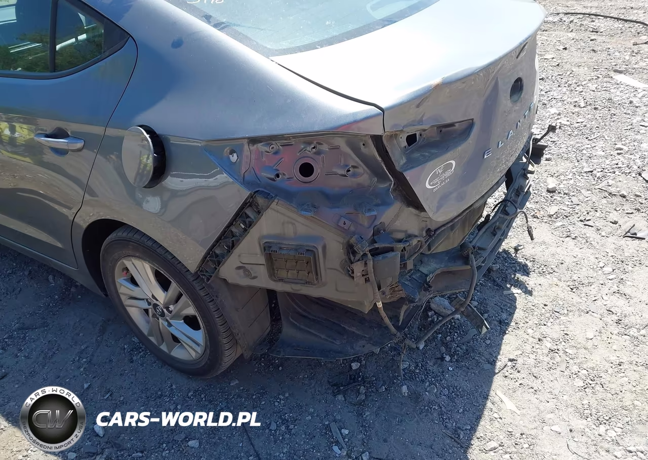 2020 Hyundai Elantra Sel VIN:5NPD84LF8LH511626 - 21