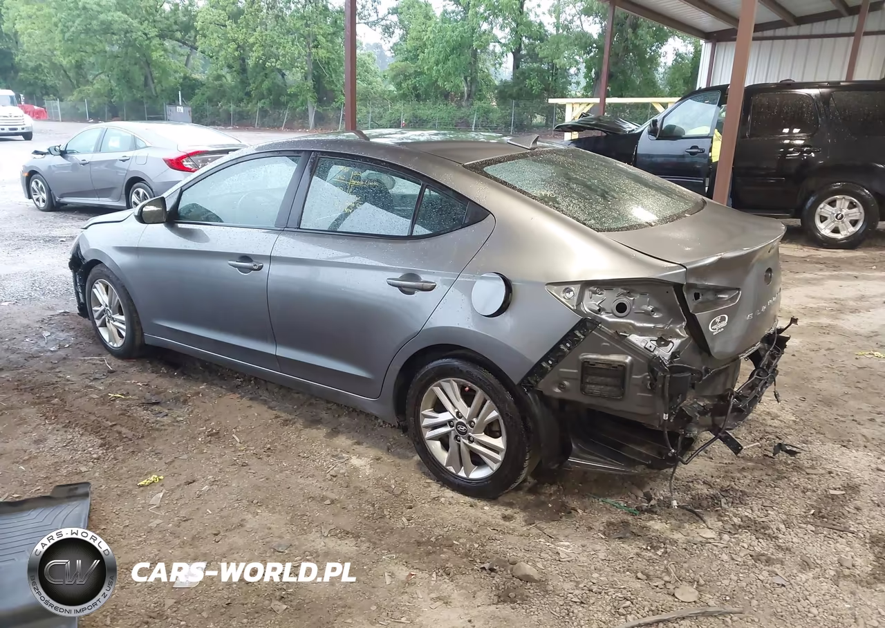 2020 Hyundai Elantra Sel VIN:5NPD84LF8LH511626 - 3