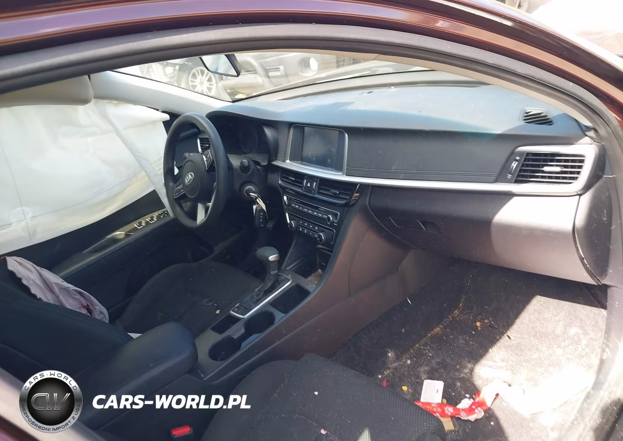 2019 Kia Optima Lx VIN:5XXGT4L34KG317963 - 5