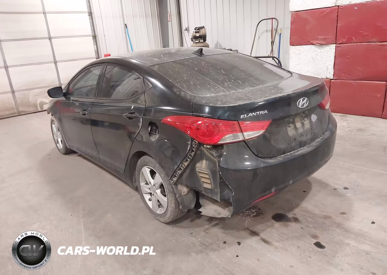 2013 Hyundai Elantra Gls VIN:5NPDH4AE7DH246399 - 3