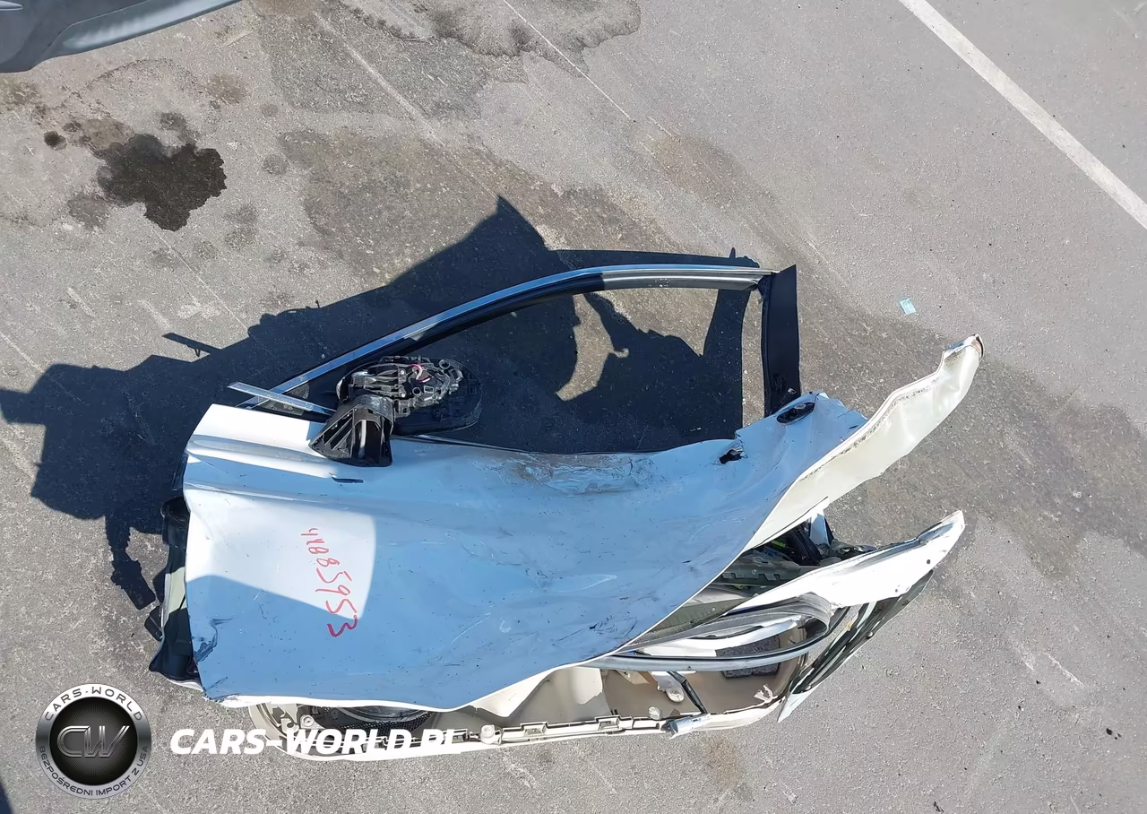 2018 Toyota Camry Le VIN:4T1B11HK1JU626759 - 12