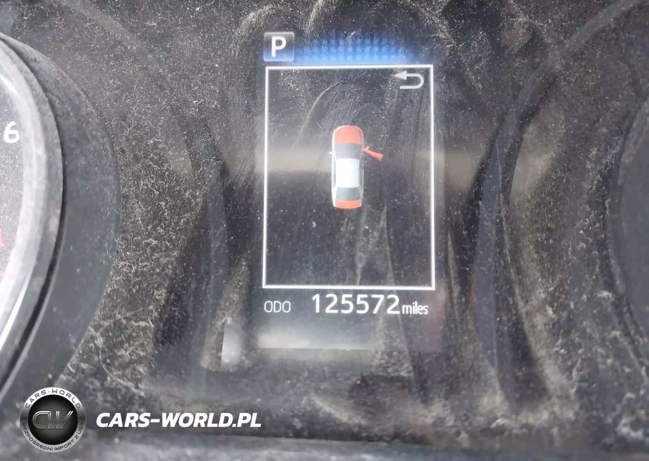 2018 Toyota Camry Le VIN:4T1B11HK1JU626759 - 16